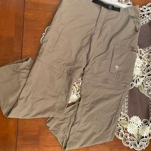 Mountain Hard Wear Regular Lightweight Hiking Pants Zip off to be Shorts